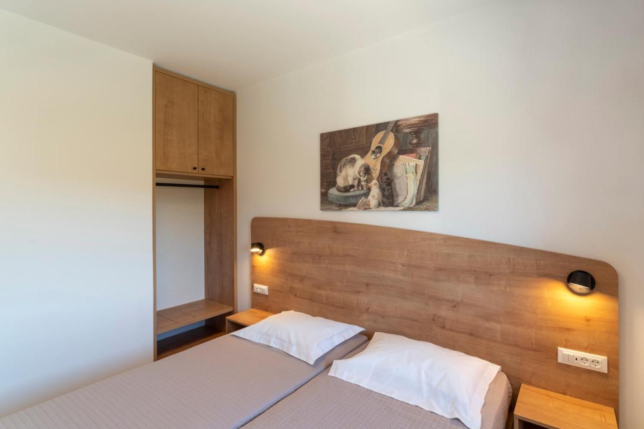 Domus Oliva Villas Haraki Exterior photo