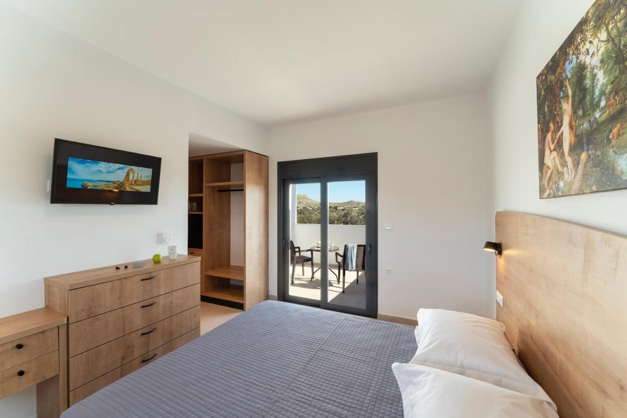 Domus Oliva Villas Haraki Exterior photo